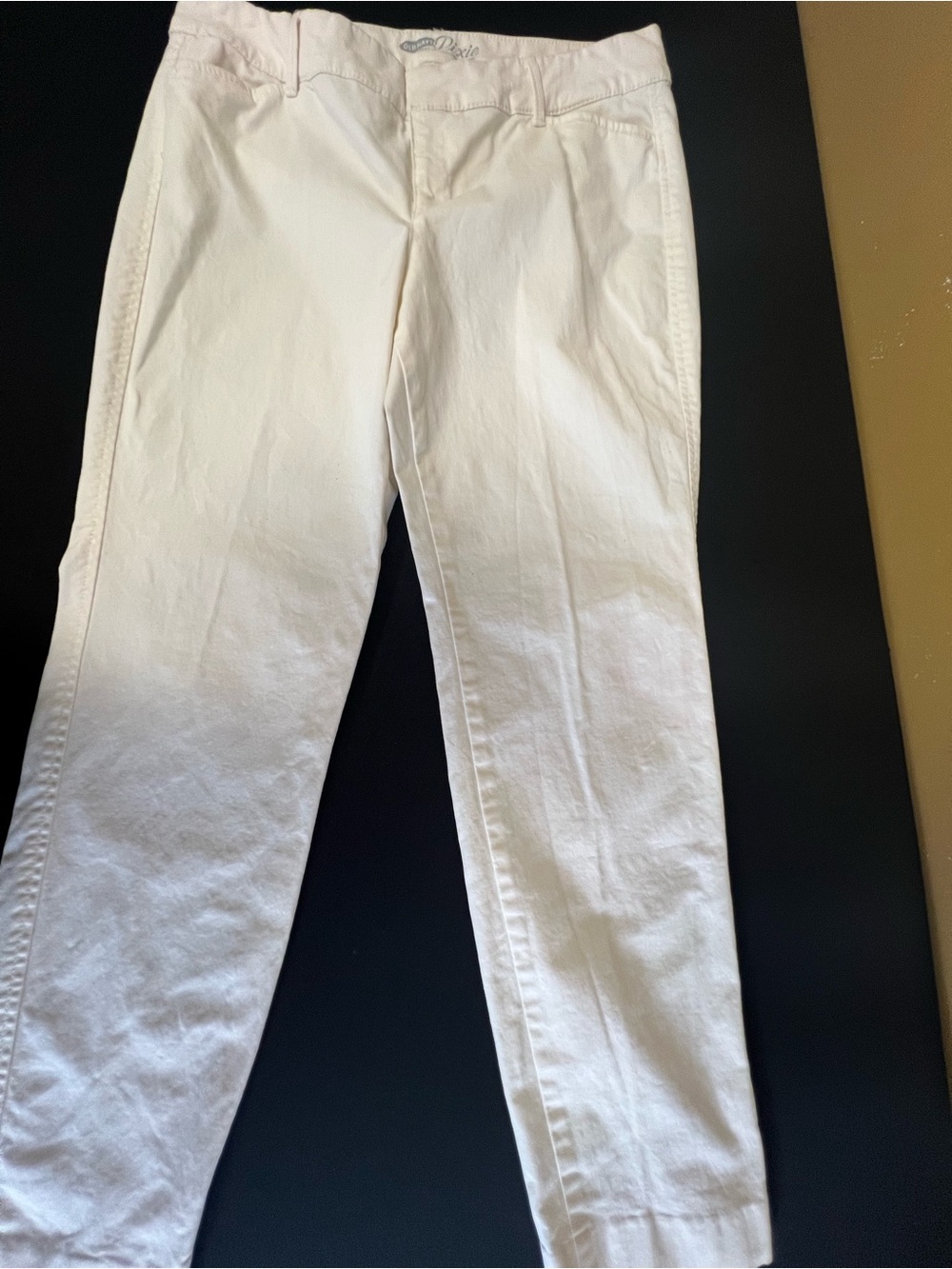 OLD NAVY PIXIE  PANTS IN LIGHT CREAM COLOR. SIZE 6  REG. STRAIGHT LEG - Picture 8 of 8